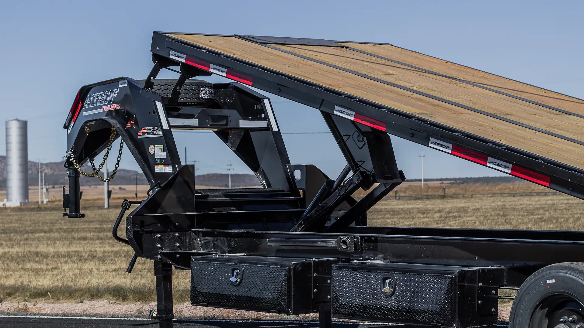 horizon trailers img